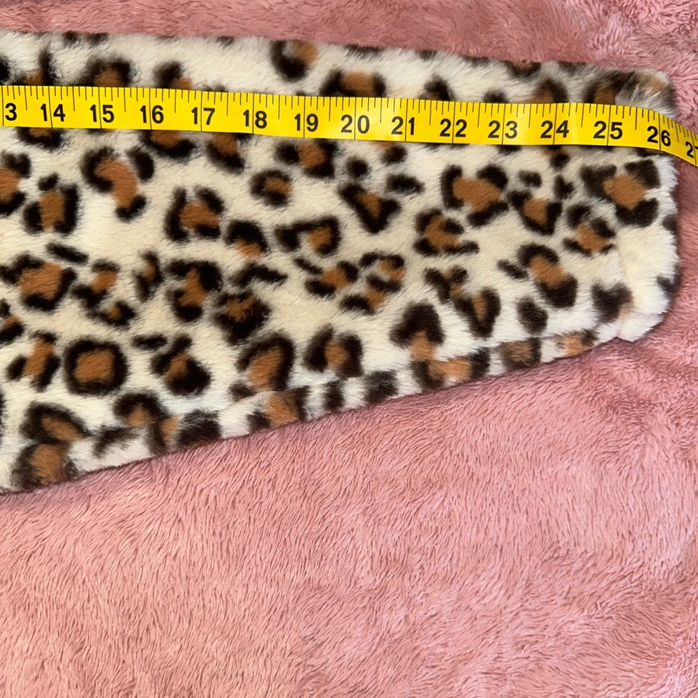 Know one cares NWT Stylish Leopard Print Teddy Jacket - Picture 9 of 11